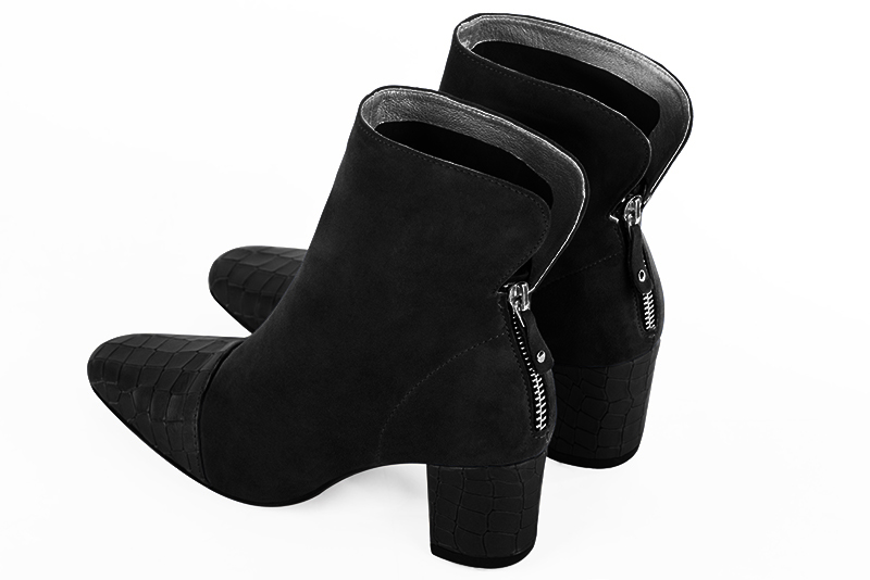 Women's satin black and matt black elegant ankle boots, with a zip at the back. Square toe. Medium block heels - Rear view
